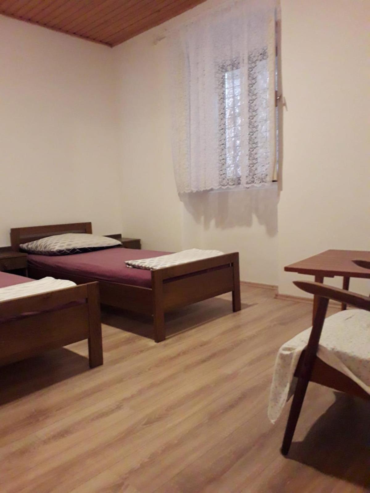 Hostel Flora Mali Lošinj Quarto foto
